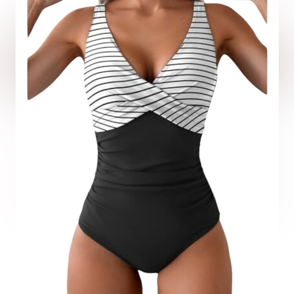 EOMENIE womens twist V front tummy control one piece swimsuit size Medium NWT